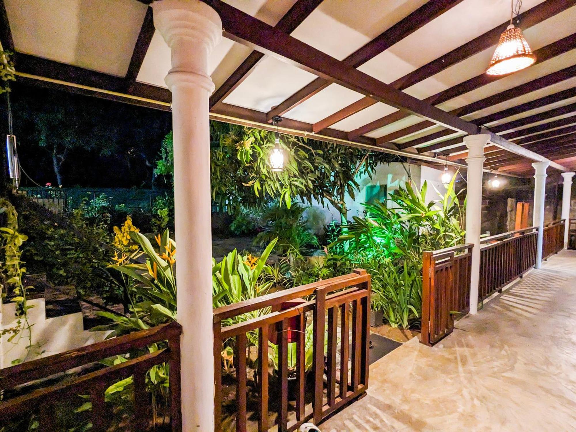 The Emerald Guest House & Villa Unawatuna Exterior photo